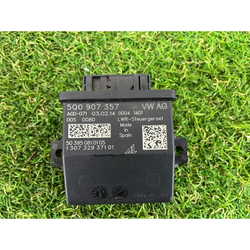 Блок управления корректором фар (электрика / блок управления) AUDI A3 8V 2018 2.0 CZRA 5Q0907357Z00