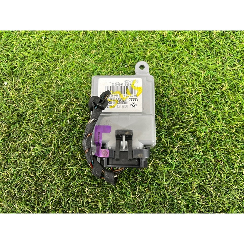 Датчик присутствия пассажира (электрика / датчики) AUDI Q5 8R 2012 3.2 CALB 8R0959339A