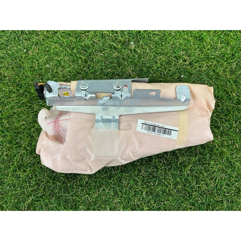 Airbag сидения (airbag / безопасность) BMW 5-series F10 2011 3.0 72127949997