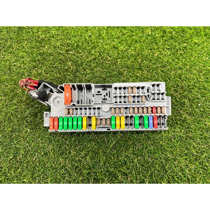 Блок предохранителей (электрика) BMW 5-series G30 2017 2.0 B46B20 61149350313