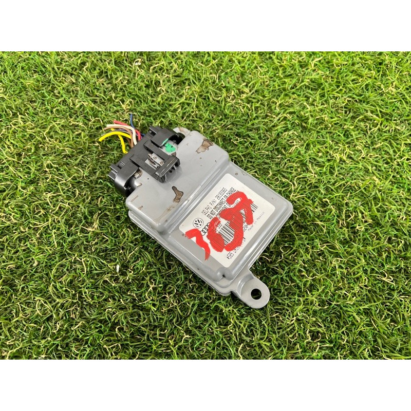 Датчик присутствия пассажира (электрика / датчики) Volkswagen Touareg NF 2012 3.0 7P6959339