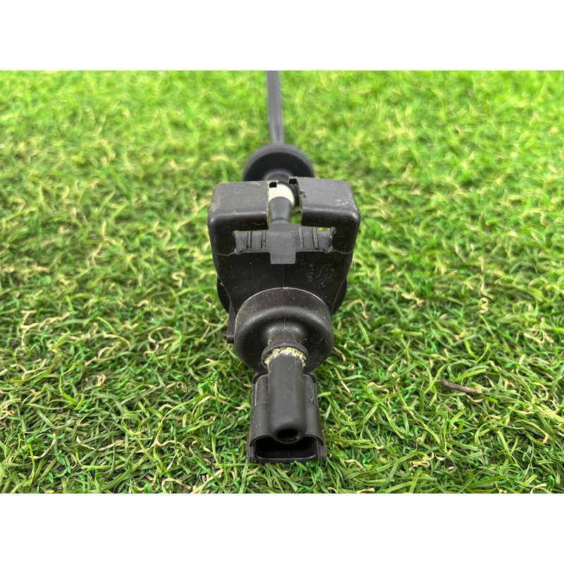 Клапан вентиляции топливного бака (топливная система) CHEVROLET Cruze J300 2011 1.4 55577313