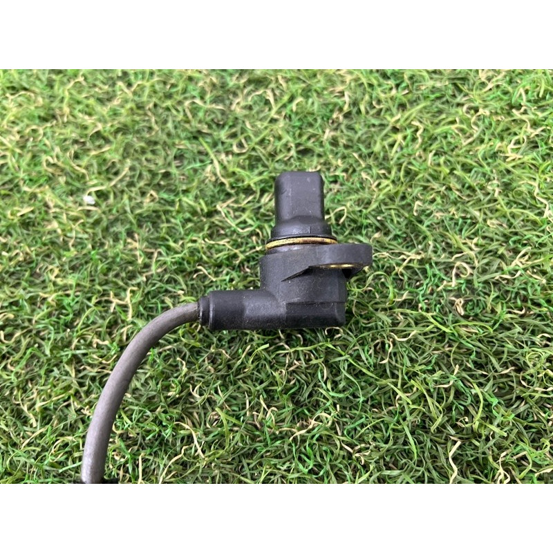 Датчик положения коленвала (электрика двигателя) Volkswagen Touareg NF 2011 3.6 03H906433