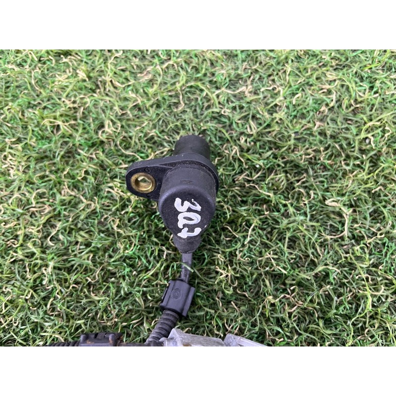 Датчик положения коленвала (электрика двигателя) AUDI Q7 4L 2007 3.6 022957147A