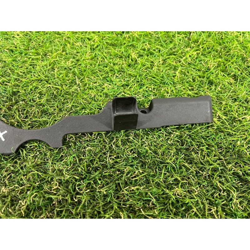 Декоративная крышка двигателя (двигатель и элементы) AUDI Q7 4L 2014 3.0 TFSi CTWB 06E103935E