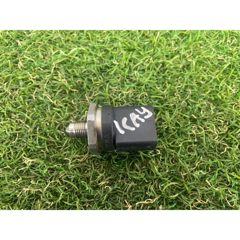 Датчик давления топлива (электрика / датчики) PORSCHE CAYENNE 958 2013 3.6 95860623020