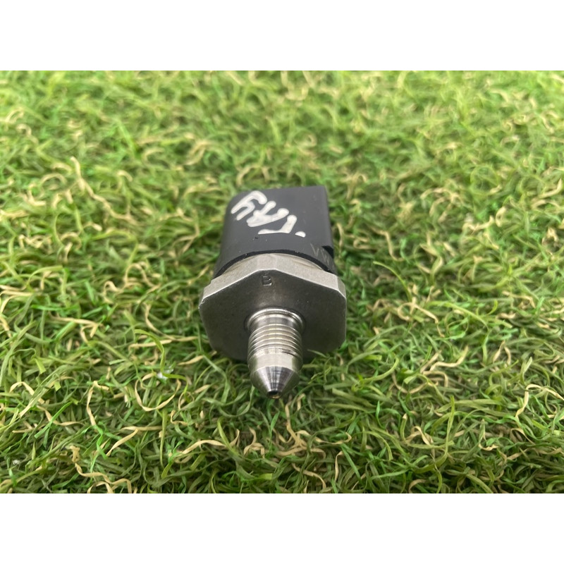 Датчик давления топлива (электрика / датчики) PORSCHE CAYENNE 958 2013 3.6 95860623020