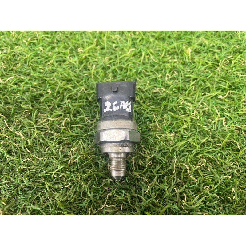 Датчик давления топлива (электрика / датчики) PORSCHE CAYENNE 958 2012 4.8 94860623001