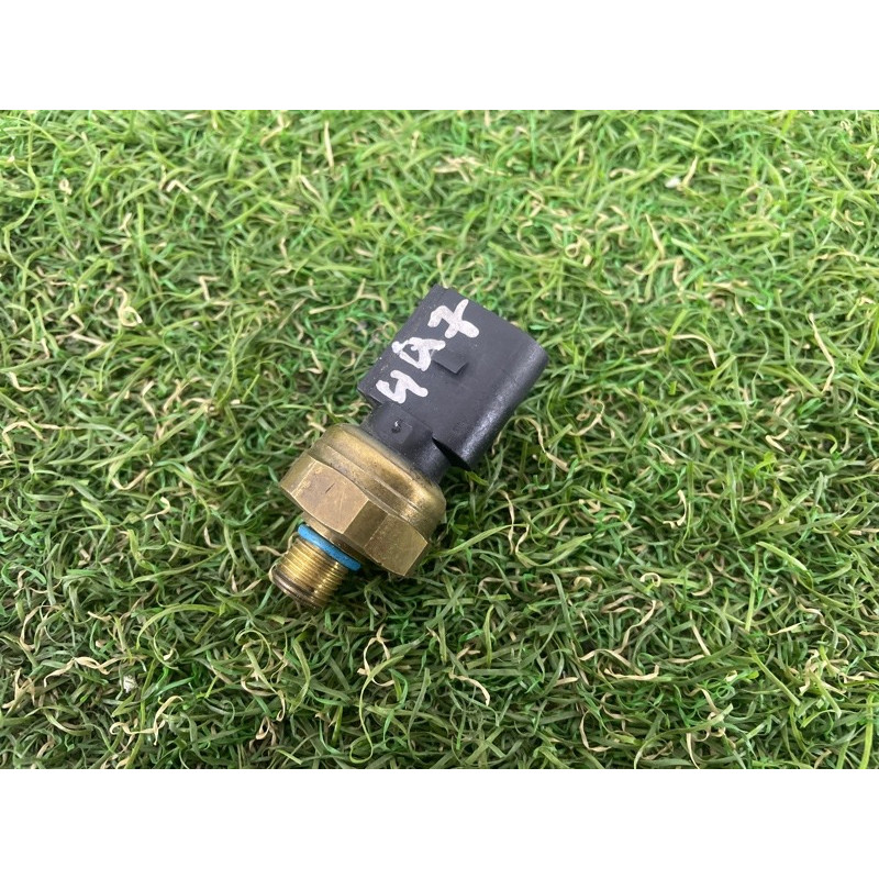 Датчик давления топлива (электрика / датчики) AUDI Q7 4L 2014 3.0 TFSi CTWB 06E906051K