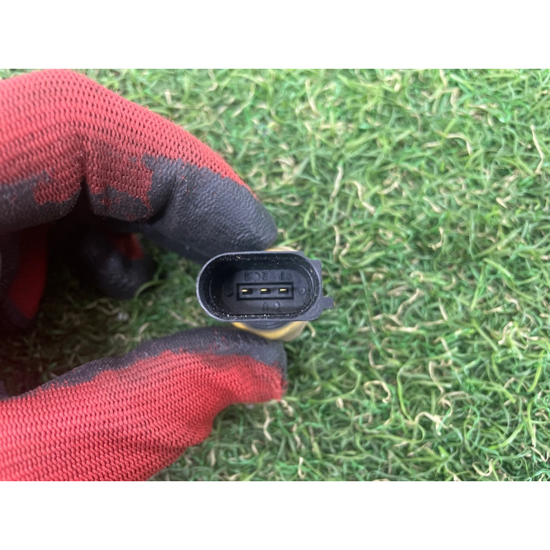 Датчик давления топлива (электрика / датчики) AUDI Q7 4L 2014 3.0 TFSi CTWB 06E906051K