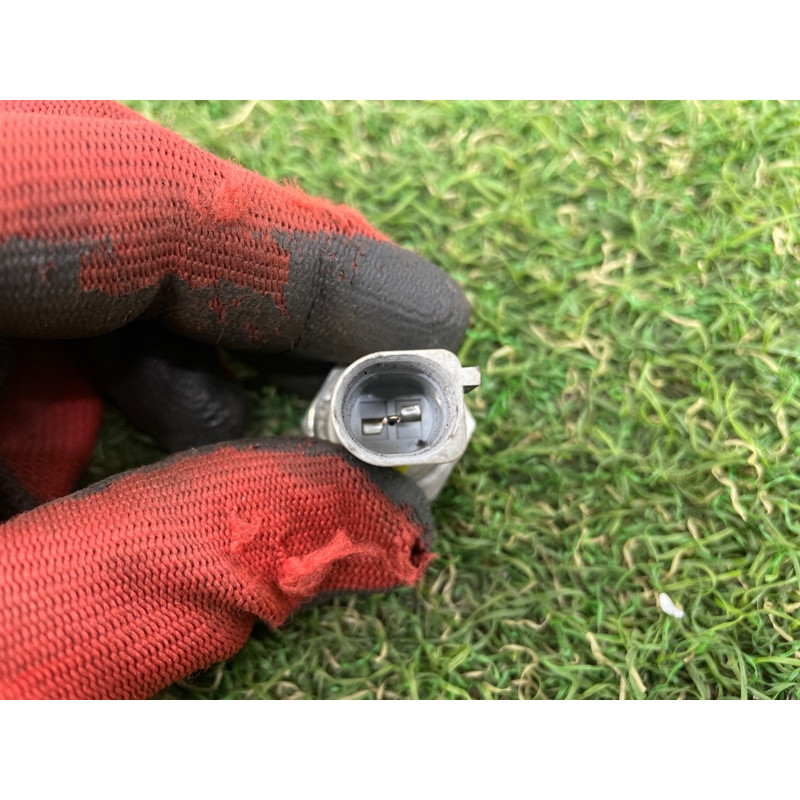 Датчик давления масла (электрика двигателя) AUDI Q7 4L 2014 3.0 TFSi CTWB 038919081P