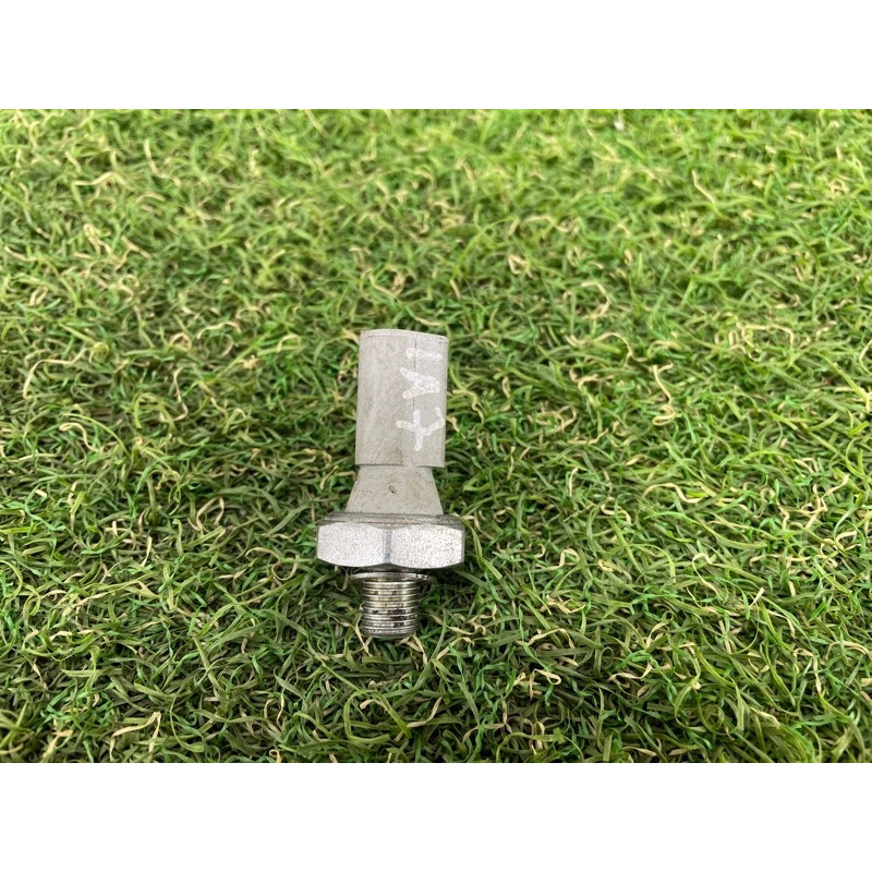 Датчик давления масла (электрика двигателя) AUDI A7 4G 2013 3.0 CGXB 038919081P