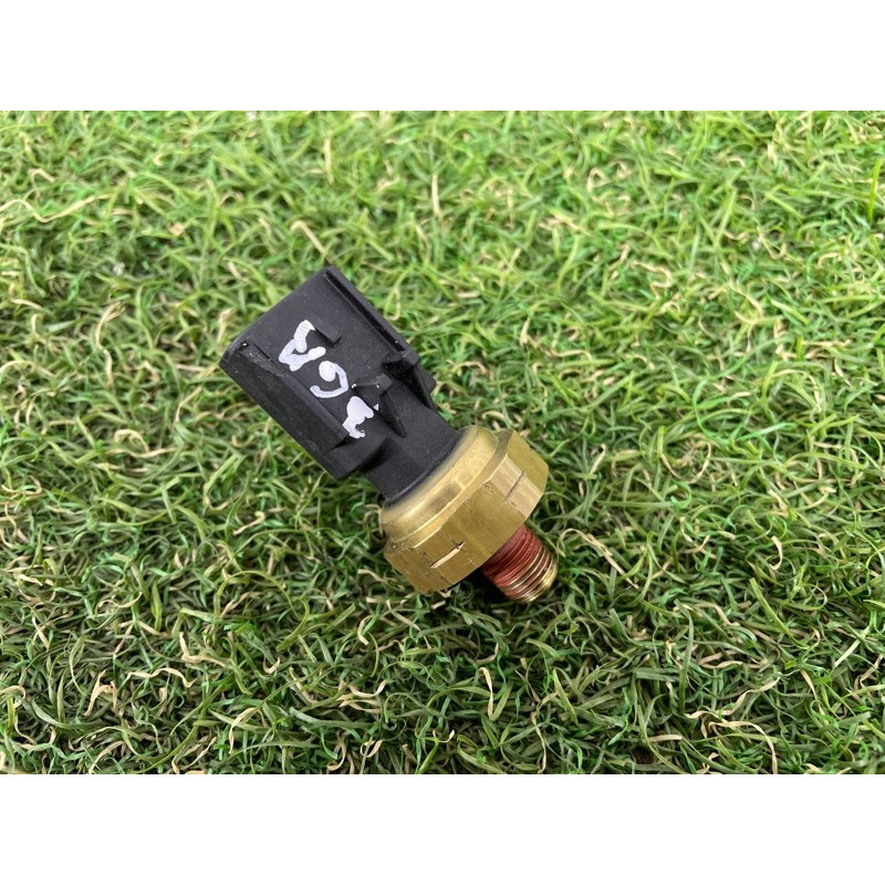 Датчик давления масла (электрика двигателя) Jeep Grand Cherokee WK2 2017 3.6 68295556AA