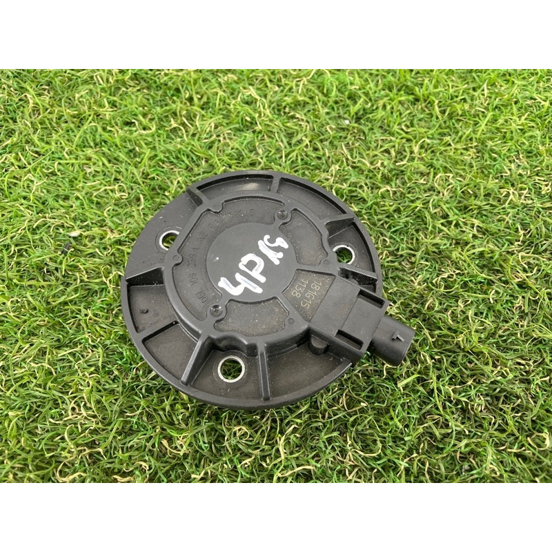 Клапан фазорегулятора (электрика двигателя) Volkswagen Passat B7 2016 1.8 06L109259A