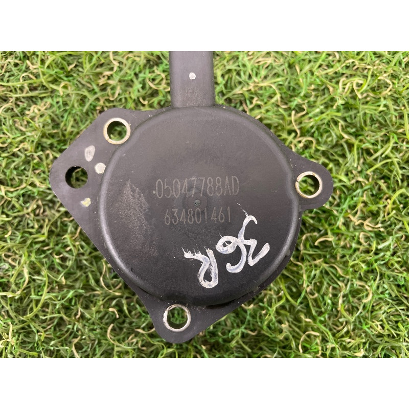 Клапан фазорегулятора (электрика двигателя) Jeep Grand Cherokee WK2 2017 3.6 5047788AD