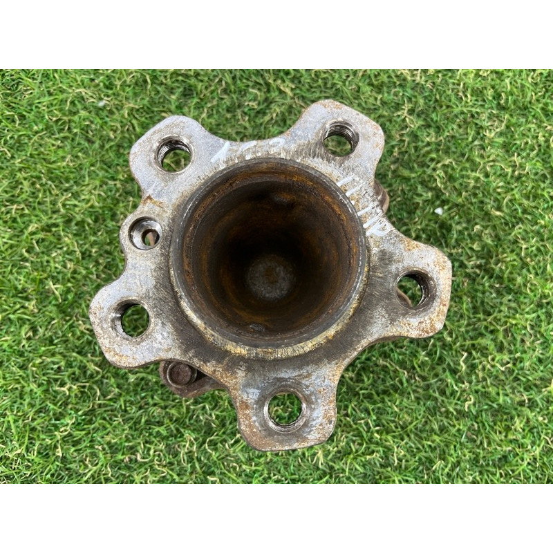 Ступиця (підвіска) BMW 5-series G30 2017 2.0 B46B20 31206899176