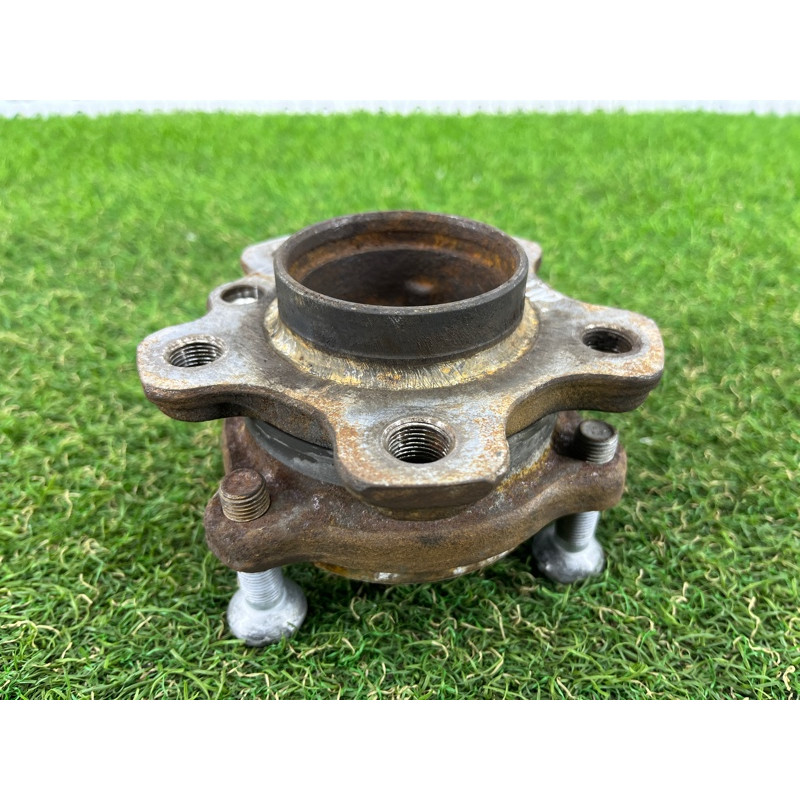 Ступиця (підвіска) BMW 5-series G30 2017 2.0 B46B20 31206899176