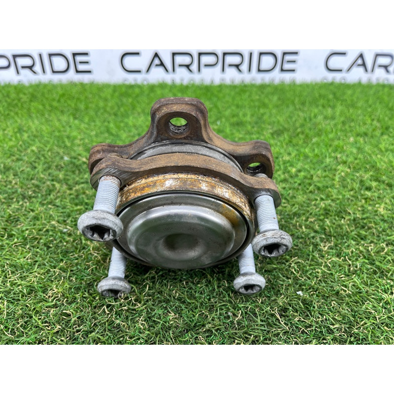 Ступиця (підвіска) BMW 5-series G30 2017 2.0 B46B20 31206899176