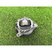 Подушка двигателя