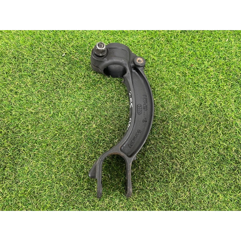 Вилка амортизатора (подвеска) AUDI Q5 8R 2012 3.2 CALB 8K0413037L