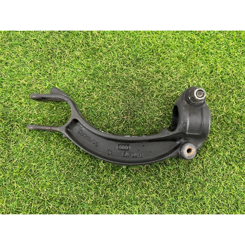 Вилка амортизатора (подвеска) AUDI Q5 8R 2012 3.2 CALB 8K0413037L