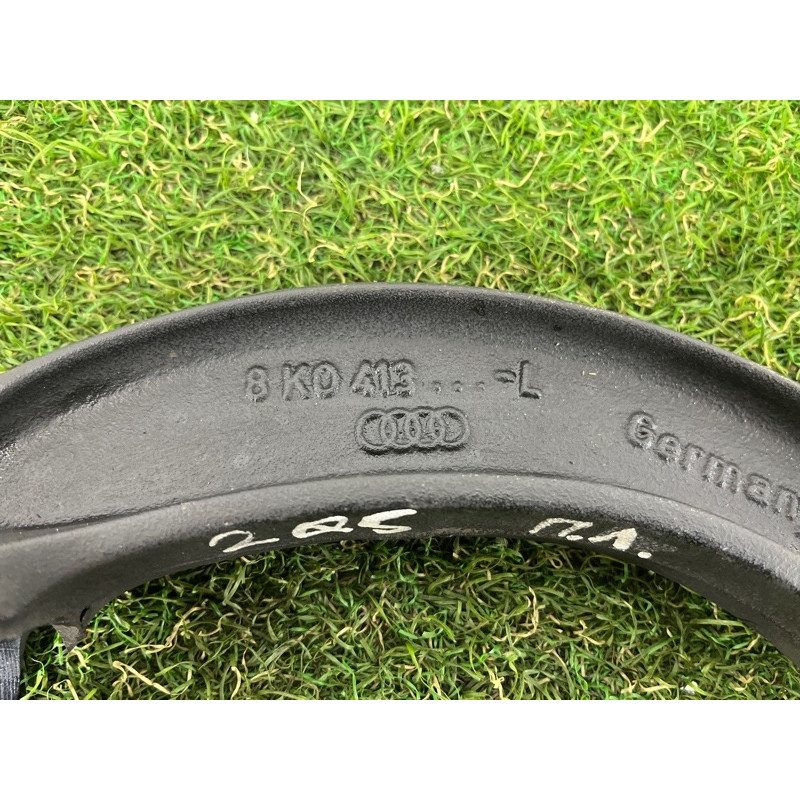 Вилка амортизатора (подвеска) AUDI Q5 8R 2012 3.2 CALB 8K0413037L