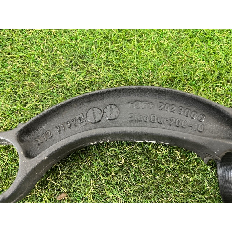 Вилка амортизатора (подвеска) AUDI Q5 8R 2012 3.2 CALB 8K0413037L