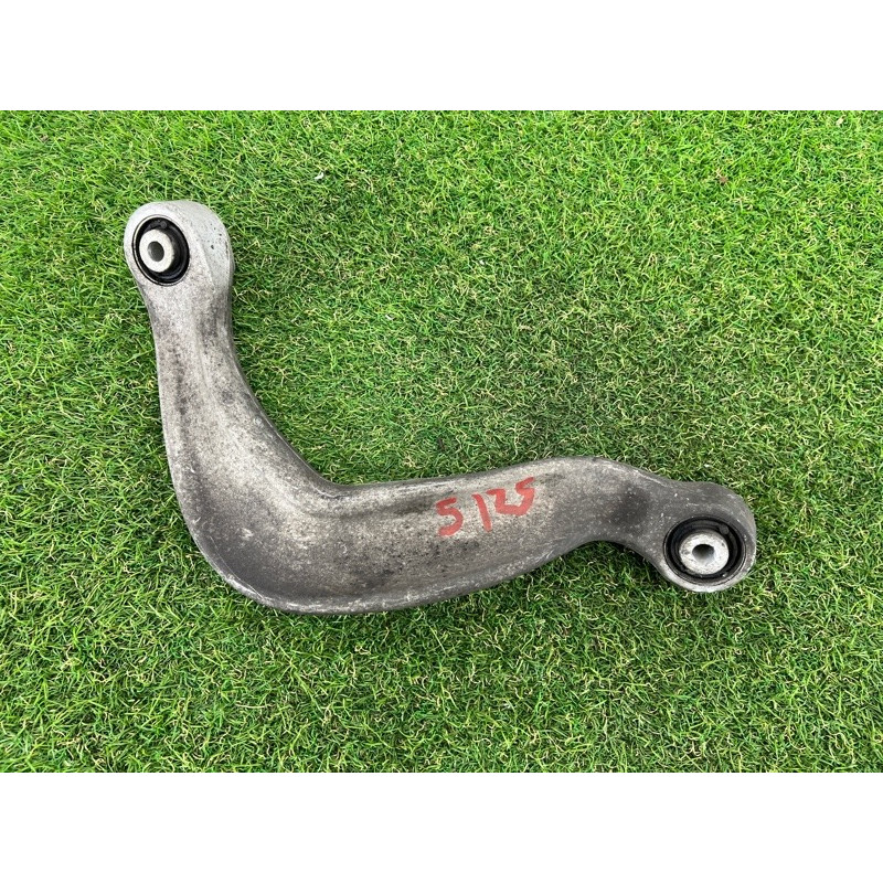 Рычаг подвески (подвеска) AUDI Q5 8R 2012 3.2 CALB 8K0505324H