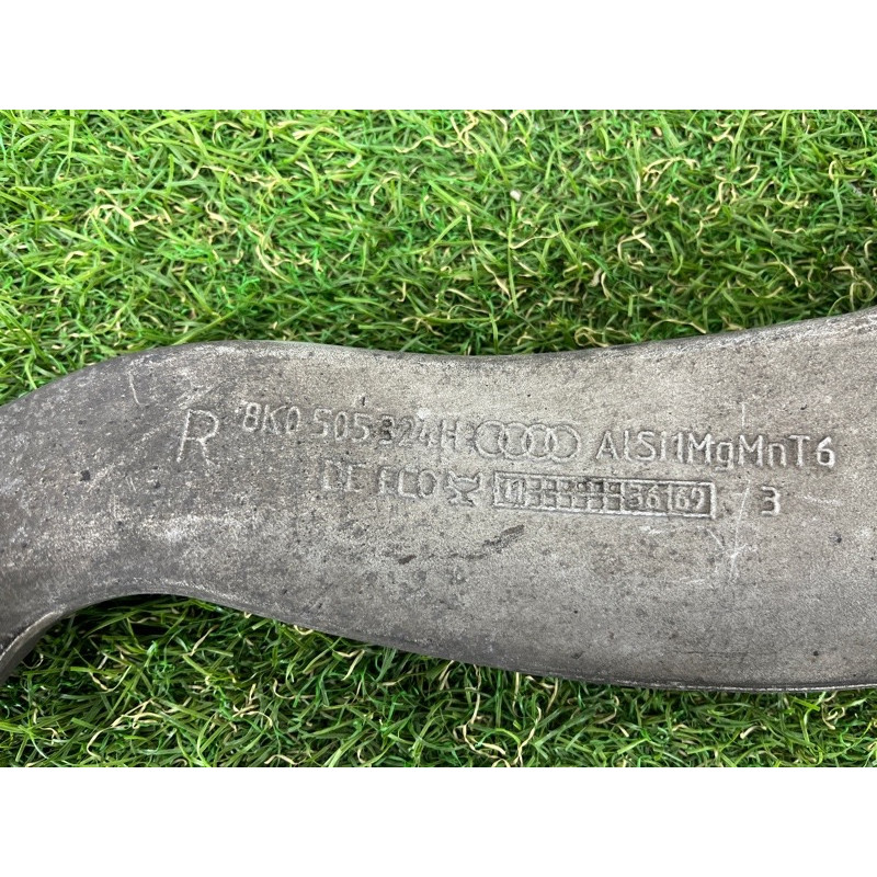 Рычаг подвески (подвеска) AUDI Q5 8R 2012 3.2 CALB 8K0505324H