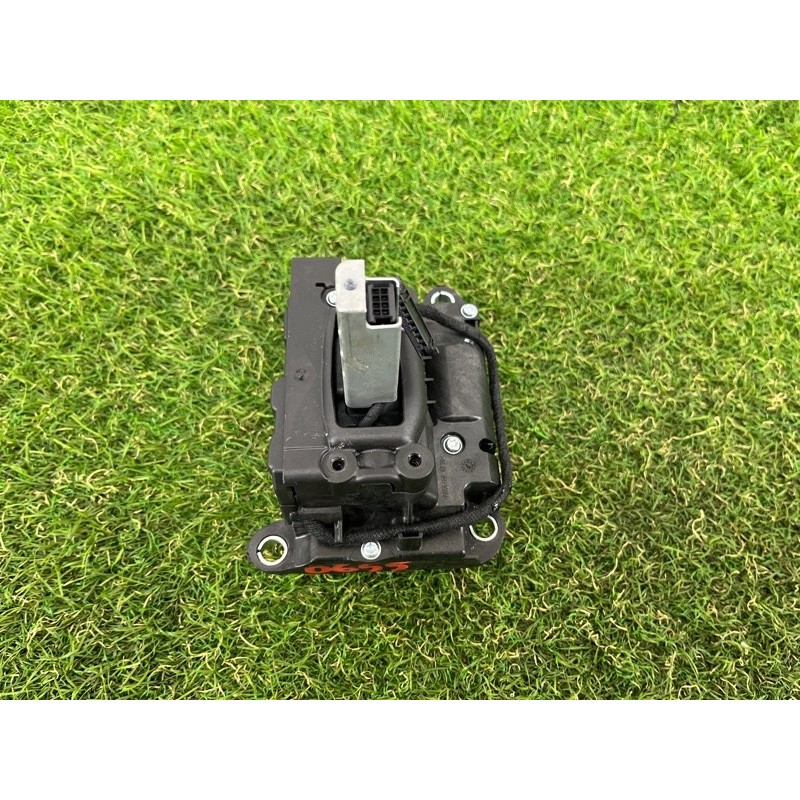 Селектор АКПП (трансмиссия) AUDI A4 B9 2017 2.0 8W1713041J