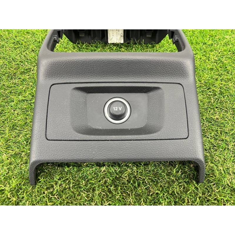 Накладка центральной консоли (салон) AUDI A4 B9 2017 2.0 8W08643766PS