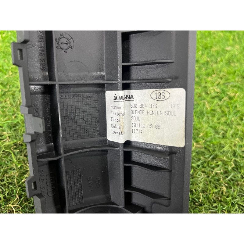 Накладка центральной консоли (салон) AUDI A4 B9 2017 2.0 8W08643766PS