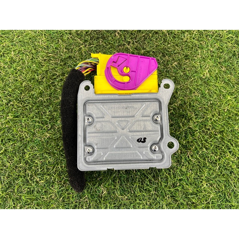 Блок управления airbag (airbag/безопасность) Volkswagen Passat B7 2016 1.8 561959655