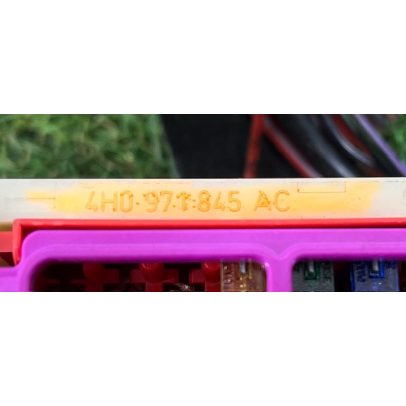 Блок предохранителей (электрика) AUDI A7 4G 2013 3.0 CGXB 4H0971845AC