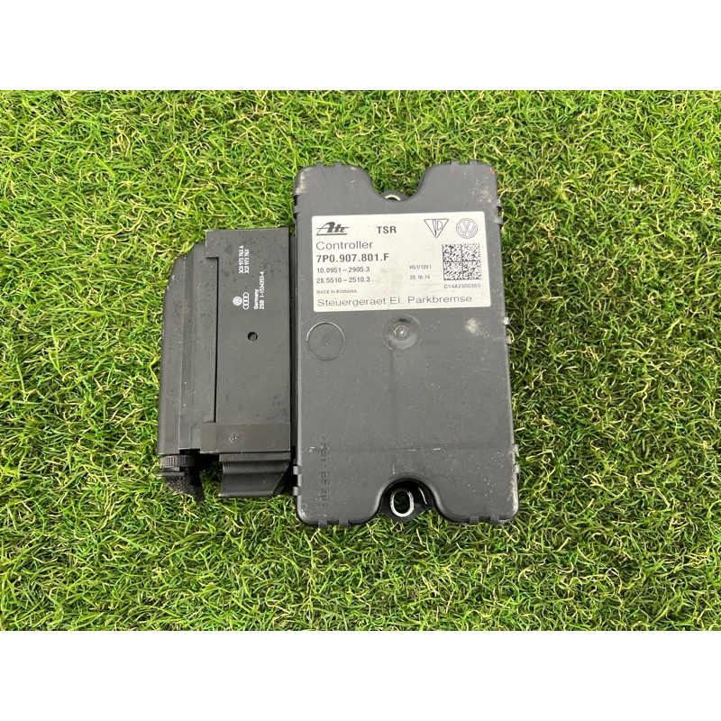 Блок управления стояночным тормозом (электрика / блок управления) Volkswagen Touareg FL 2015 3.6 7P0907801F