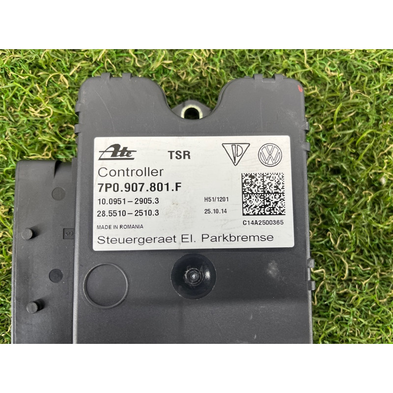Блок управления стояночным тормозом (электрика / блок управления) Volkswagen Touareg FL 2015 3.6 7P0907801F