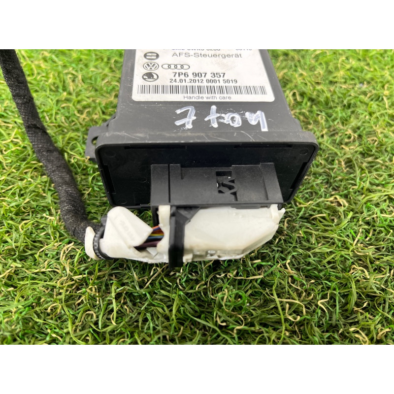 Блок управления светом (электрика / блок управления) Volkswagen Touareg FL 2015 3.6 7P6907357Z03