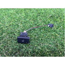 Кнопка подогрева руля