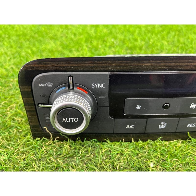 Блок управления климат-контролем (электрика / блок управления) Volkswagen Touareg FL 2015 3.6 7P6907040CR