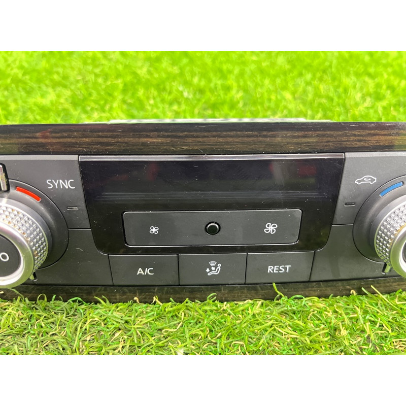 Блок управления климат-контролем (электрика / блок управления) Volkswagen Touareg FL 2015 3.6 7P6907040CR