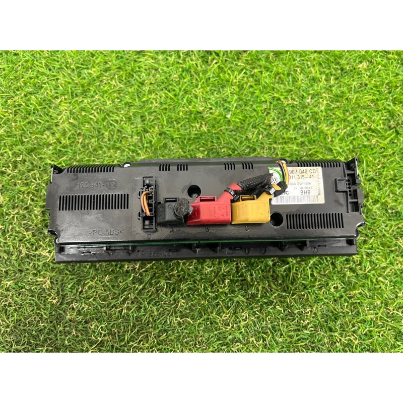 Блок управления климат-контролем (электрика / блок управления) Volkswagen Touareg FL 2015 3.6 7P6907040CR