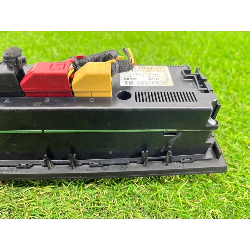 Блок управления климат-контролем (электрика / блок управления) Volkswagen Touareg FL 2015 3.6 7P6907040CR