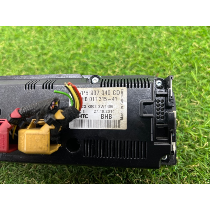Блок управления климат-контролем (электрика / блок управления) Volkswagen Touareg FL 2015 3.6 7P6907040CR