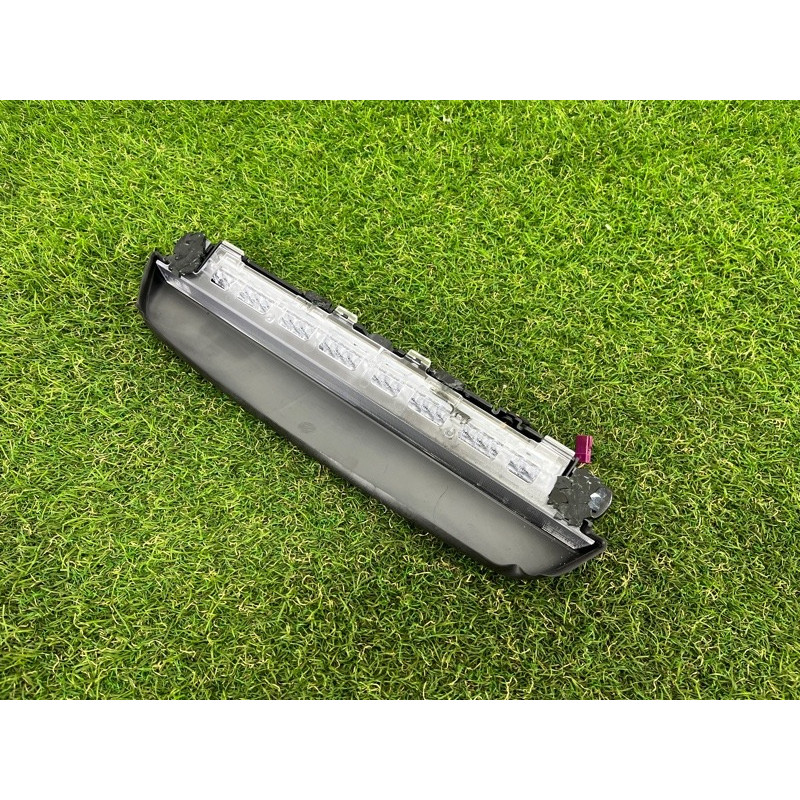 Повторювач стоп-сигналу (оптика - оптика) BMW 5-series G30 2017 2.0 B46B20 63257360526