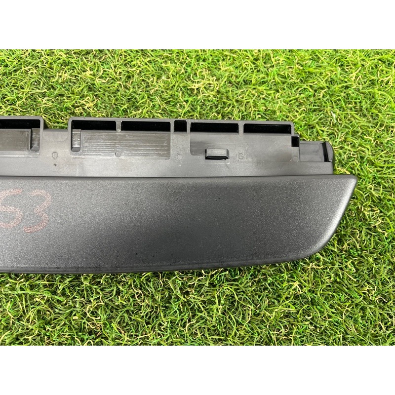 Повторювач стоп-сигналу (оптика - оптика) BMW 5-series G30 2017 2.0 B46B20 63257360526