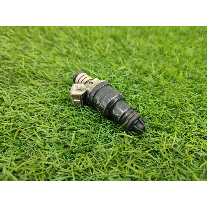 Форсунка топливная (топливная система) BMW 5-series E34 13641730059