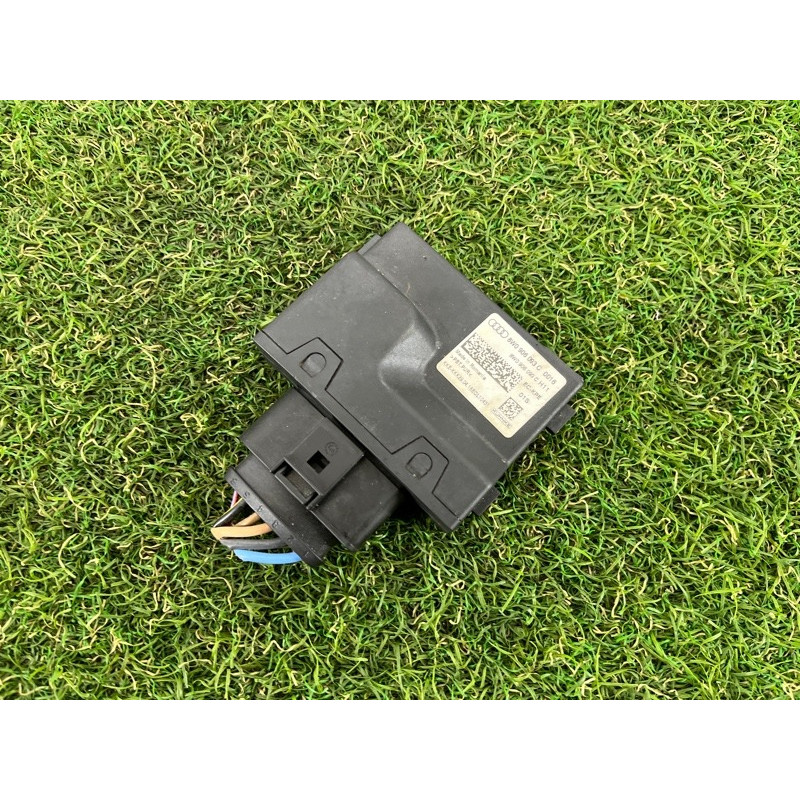 Блок управления топливным насосом (электрика / блок управления) AUDI A4 B9 2017 2.0 8W0906093C