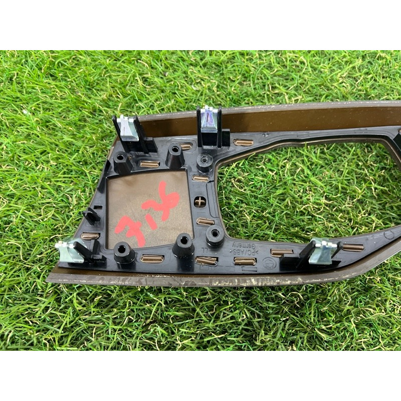 Декоративная накладка торпедо (салон) BMW 2-series F22 2015 2.0 51169207269