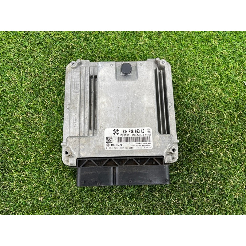 Блок управления двигателем (электрика / блок управления) Volkswagen Touareg FL 2015 3.6 03H906023CD
