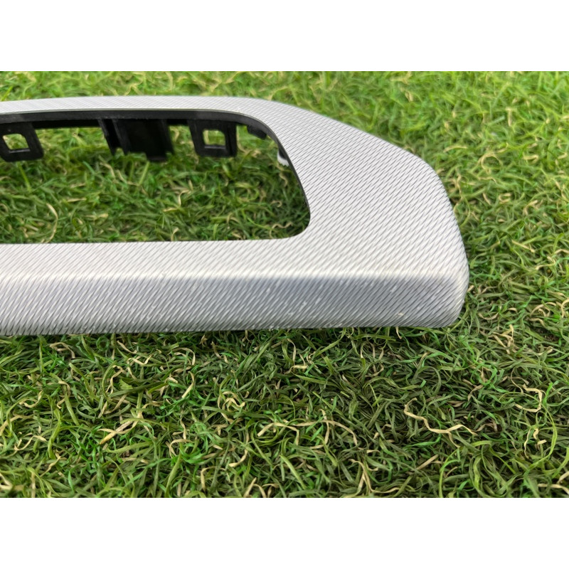 Декоративная накладка торпедо (салон) AUDI A4 B9 2017 2.0 8W1853189ABUR3